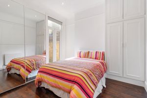 Photo 16- click for photo gallery